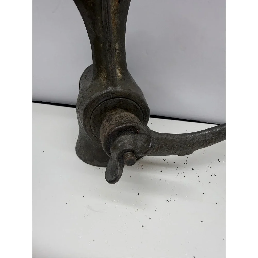 Antique Griswold Mfg Co Cast Iron Meat Grinder Hand Crank Wood Handle Erie PA